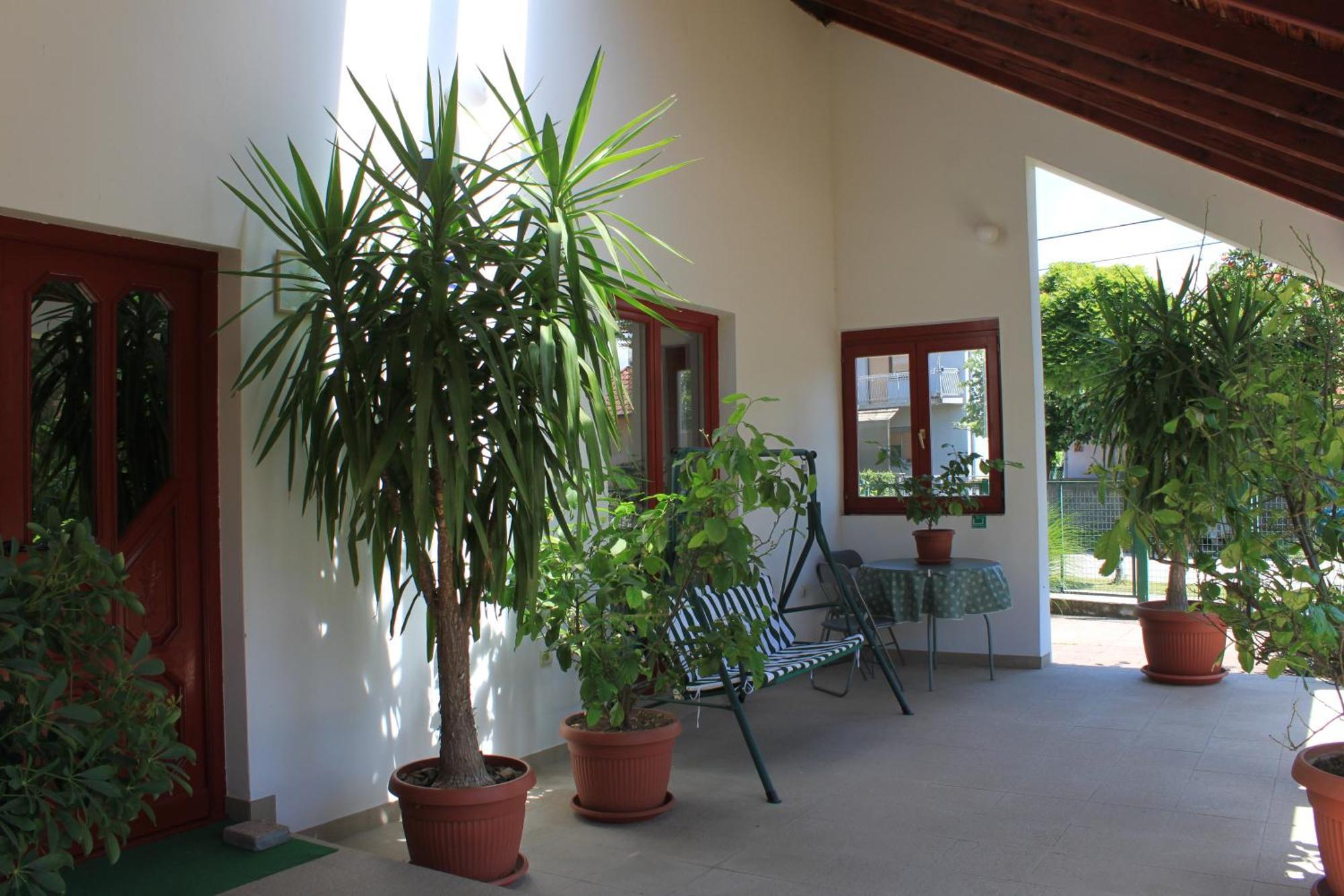Boulevard Garden House - Free And Save Parking In The Locked Yard Ćuprija Esterno foto
