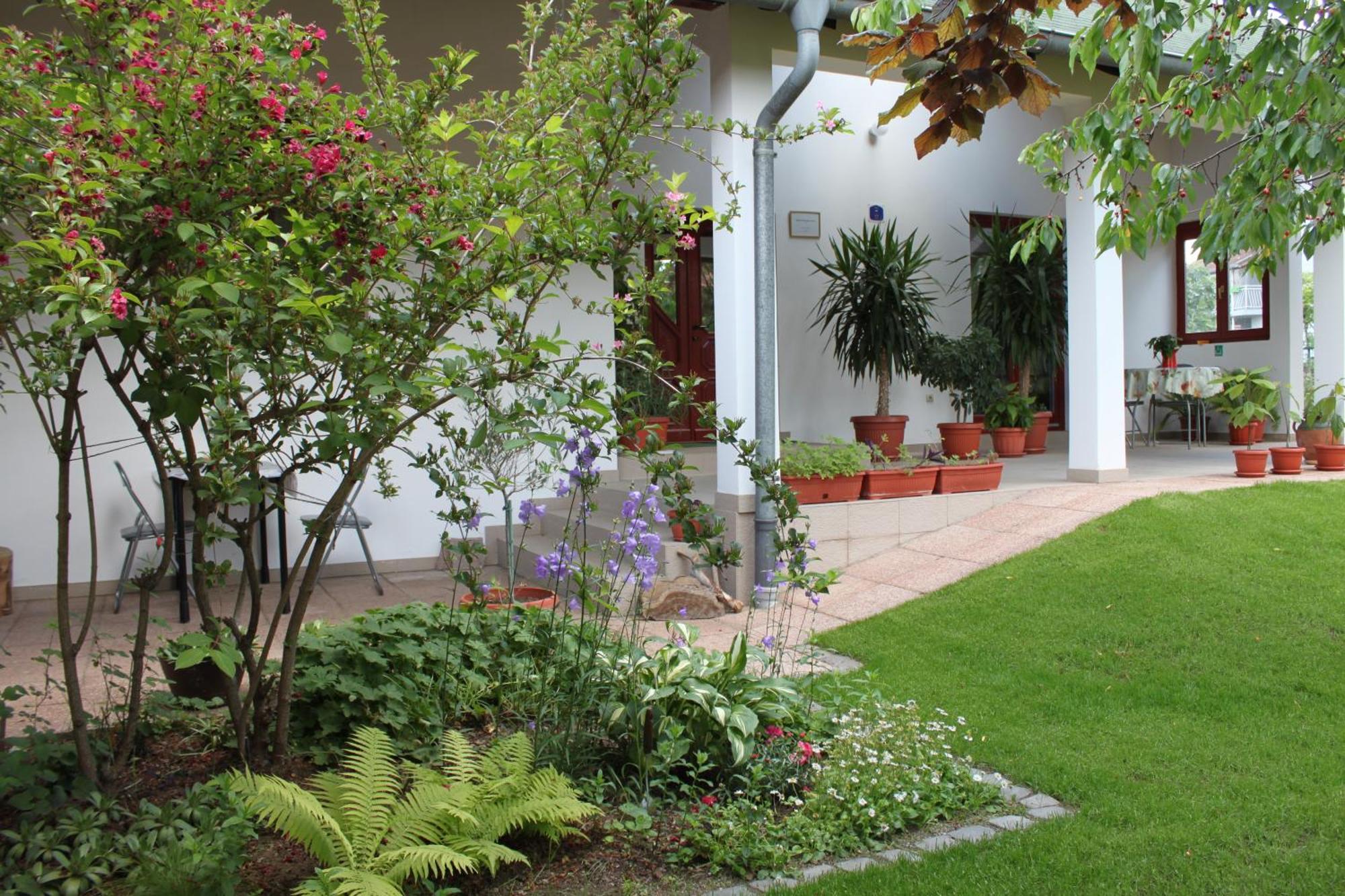 Boulevard Garden House - Free And Save Parking In The Locked Yard Ćuprija Esterno foto